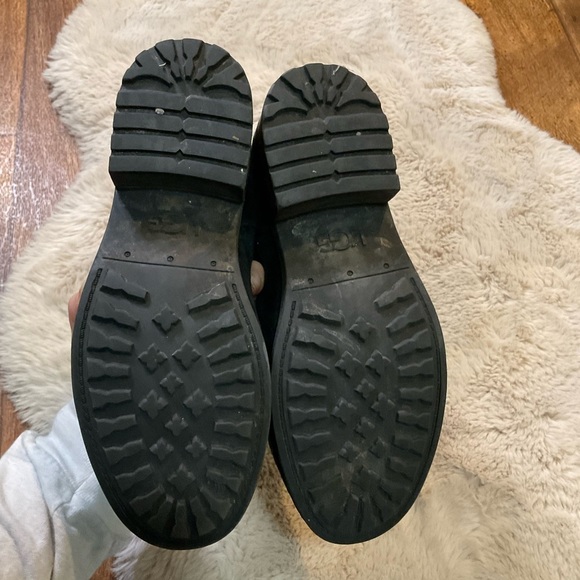 UGG Chaney Black Suede Size 8 Moto Boots Side Buckle Inside Zip - Picture 6 of 10